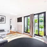 Guestready - Paris Charm With Montmartre View