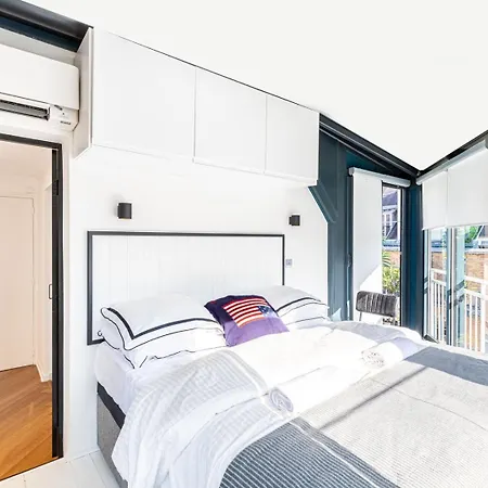 Guestready - Charm With Montmartre View * Parigi