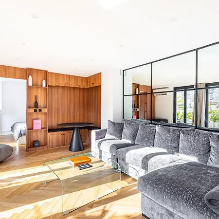 Guestready - Charm With Montmartre View Appartamento Parigi